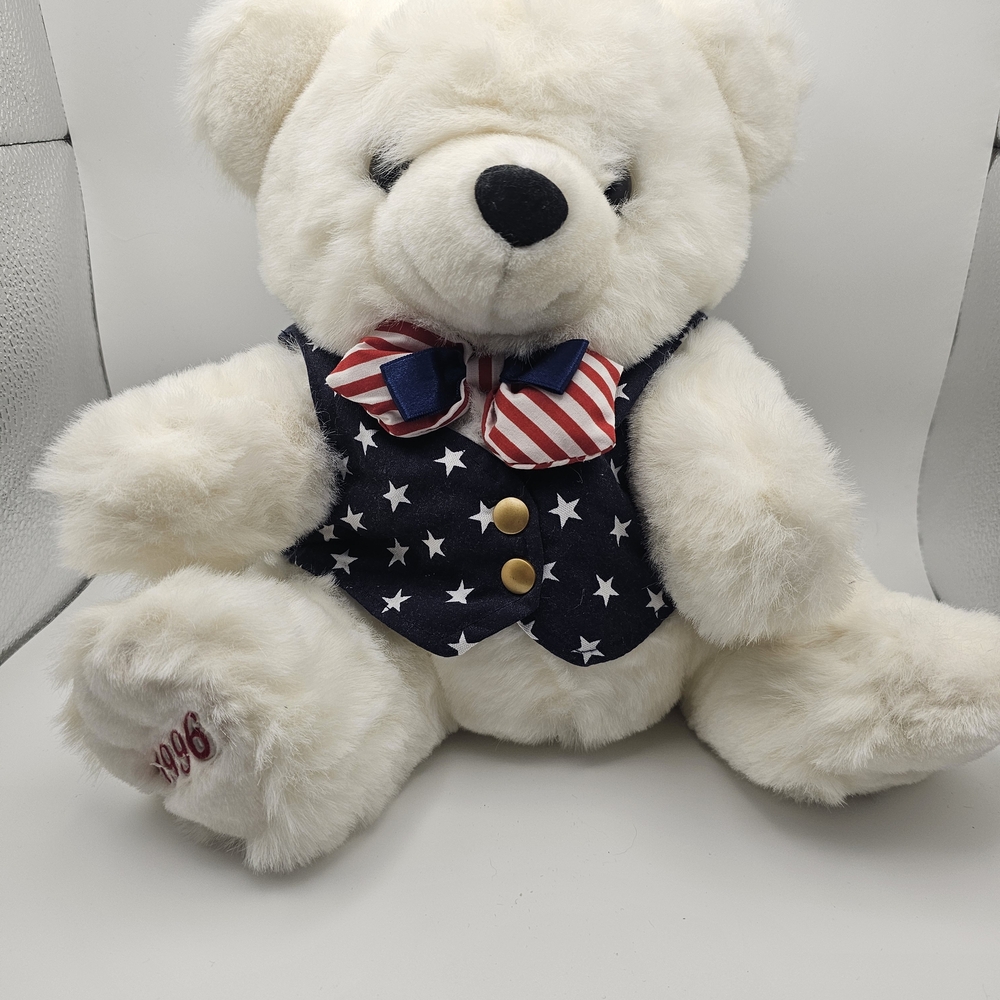 MAIN JOY LIMITED  Patriotic White Teddy Bear Plush Americana Edition 1996 ~ Sits